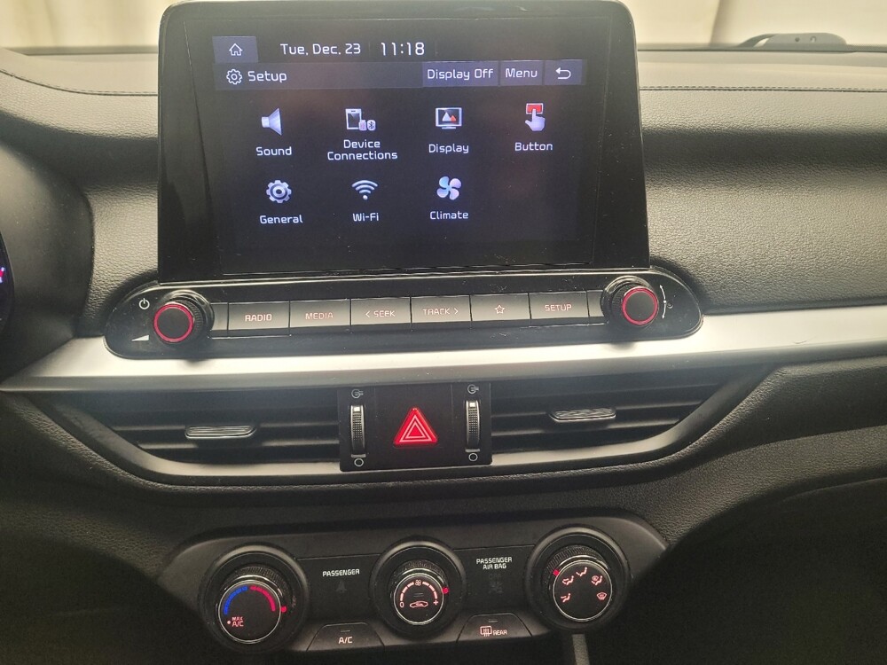 2023 Kia Forte in Downey, CA 90241 - 18102228 25