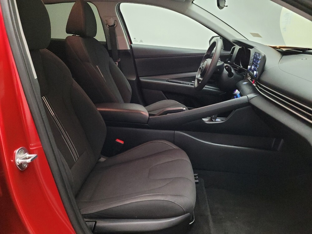 2023 Hyundai Elantra in Downey, CA 90241 - 18102232 21