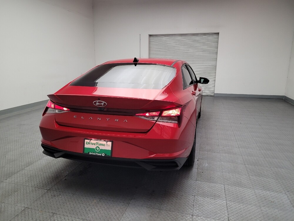 2023 Hyundai Elantra in Downey, CA 90241 - 18102232 7