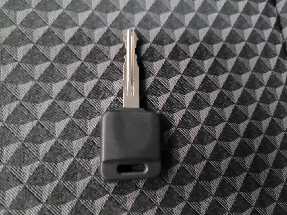 2024 Nissan Versa in Downey, CA 90241 - 18102233 32