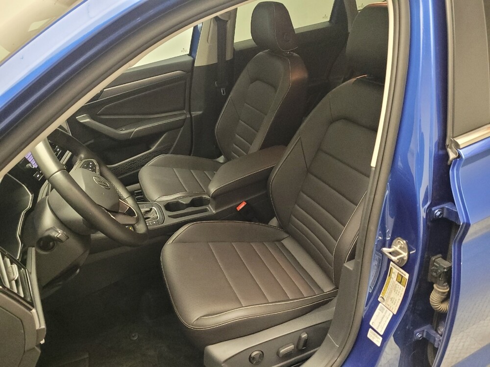 2024 Volkswagen Jetta in Montclair, CA 91763 - 18102235 17