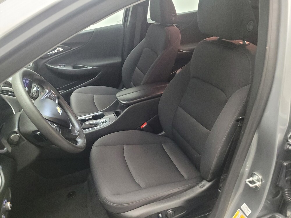 2024 Chevrolet Malibu in Downey, CA 90241 - 18102236 17