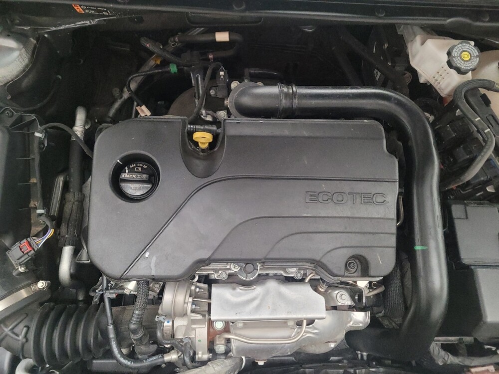 2024 Chevrolet Malibu in Downey, CA 90241 - 18102236 30