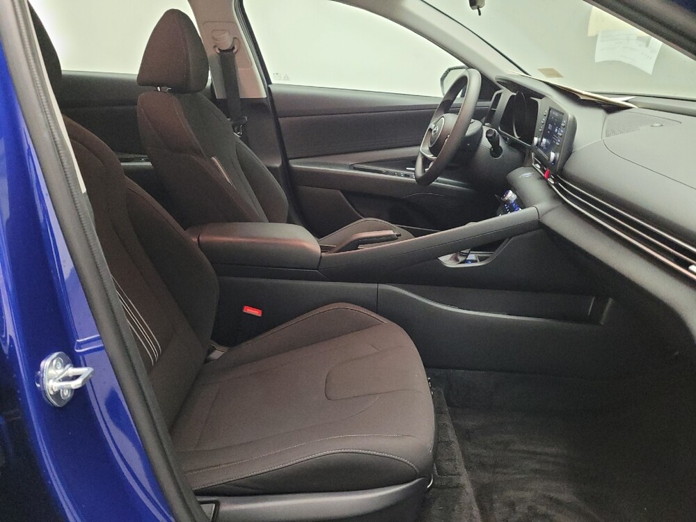 2023 Hyundai Elantra in Downey, CA 90241 - 18102240 21