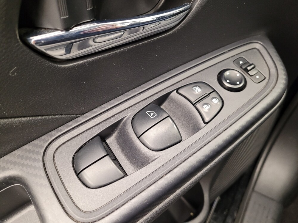 2023 Nissan Versa in Downey, CA 90241 - 18102243 27