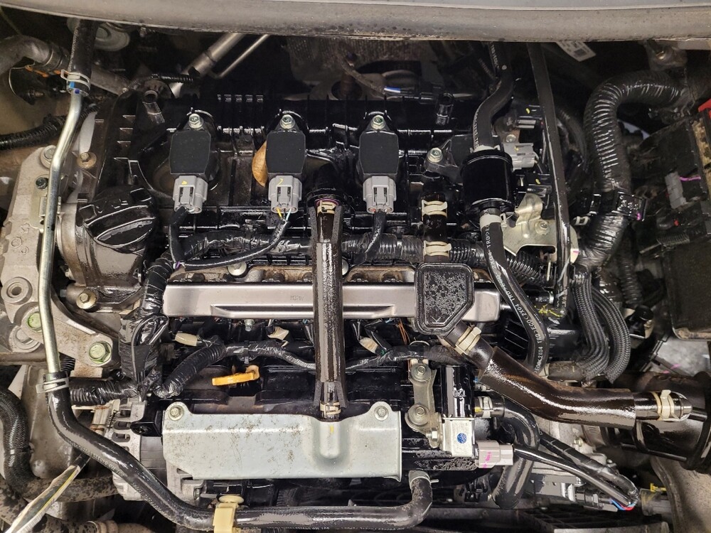 2023 Nissan Versa in Downey, CA 90241 - 18102243 30