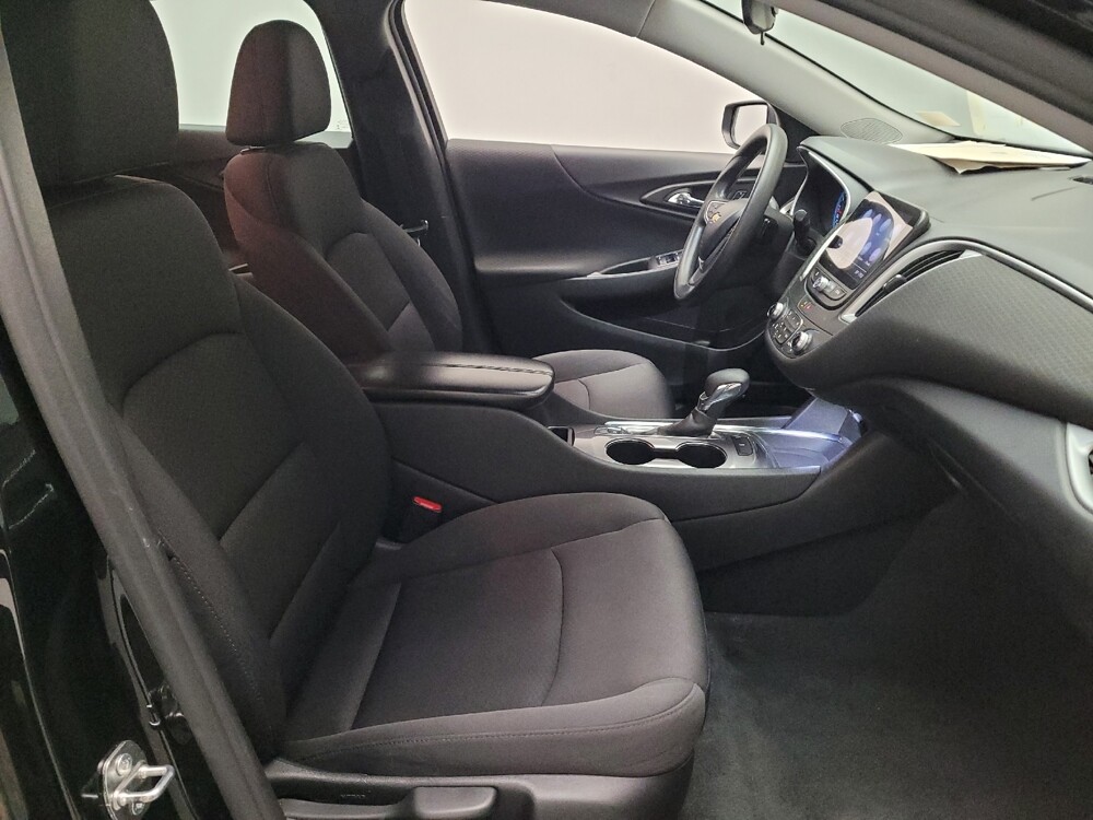 2023 Chevrolet Malibu in Downey, CA 90241 - 18102244 21