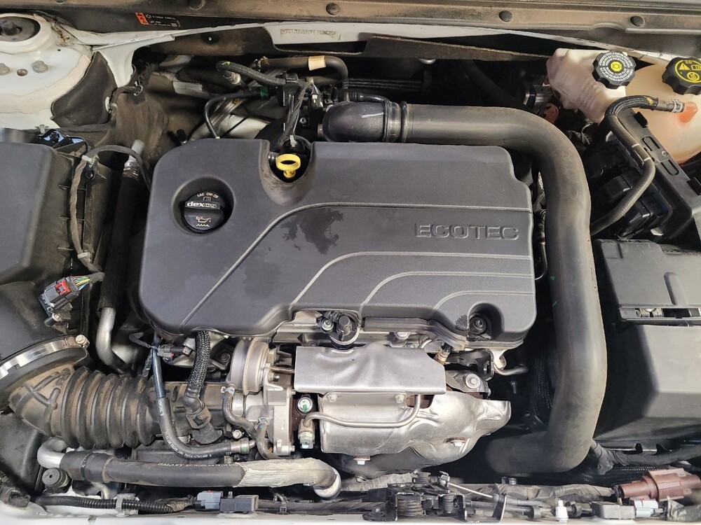 2023 Chevrolet Malibu in Sacramento, CA 95821 - 18102245 30