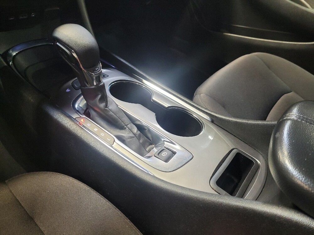 2023 Chevrolet Malibu in Riverside, CA 92504 - 18102249 26