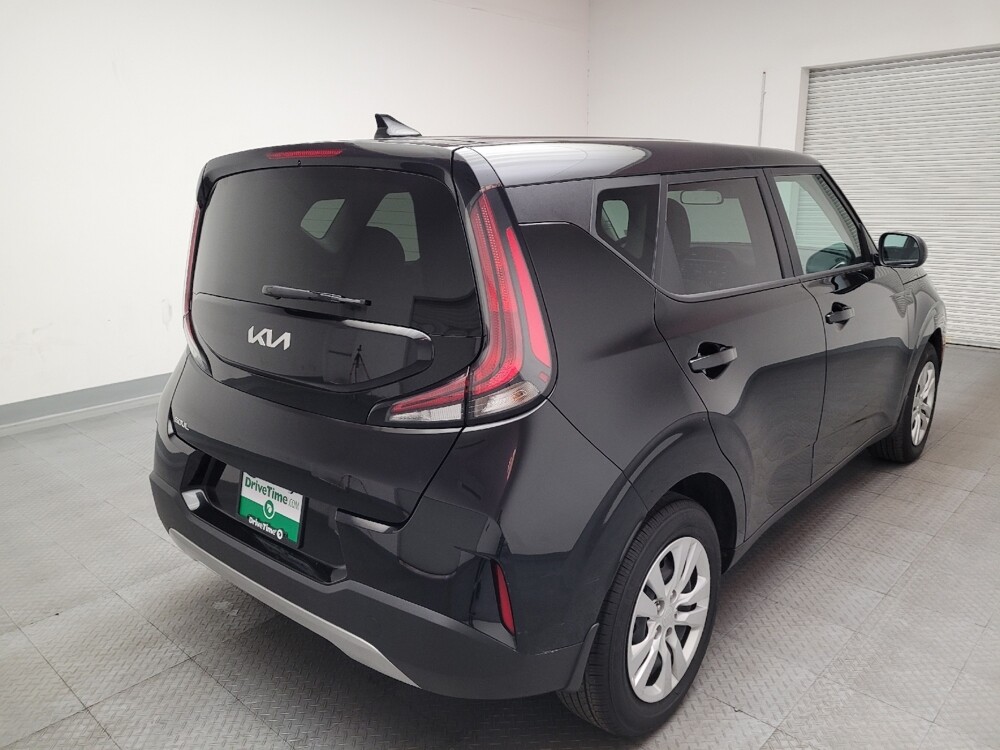 2024 Kia Soul in Downey, CA 90241 - 18102254 7