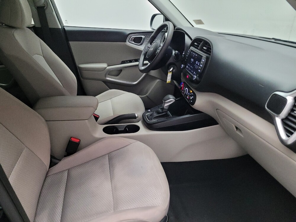 2024 Kia Soul in Downey, CA 90241 - 18102254 21