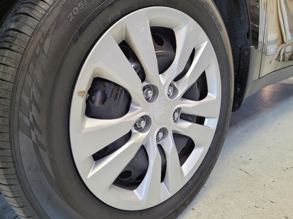 2024 Kia Soul in Downey, CA 90241 - 18102254 31