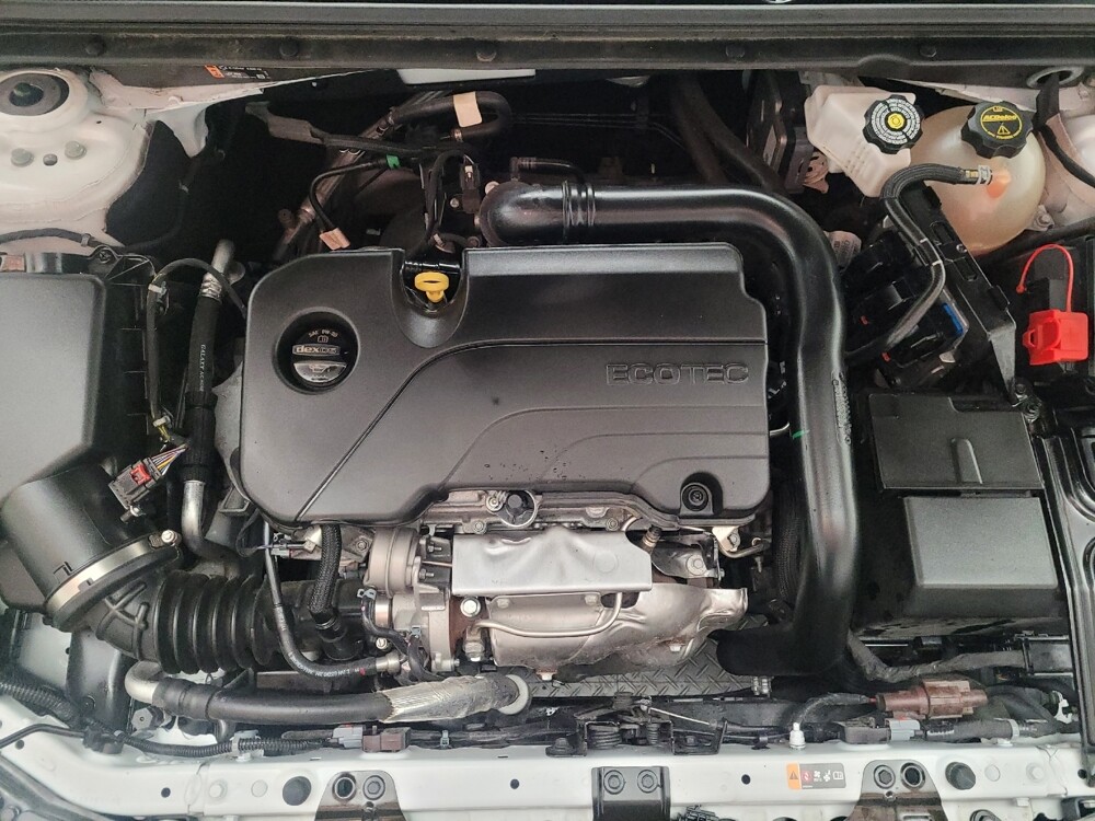 2024 Chevrolet Malibu in Downey, CA 90241 - 18102257 30