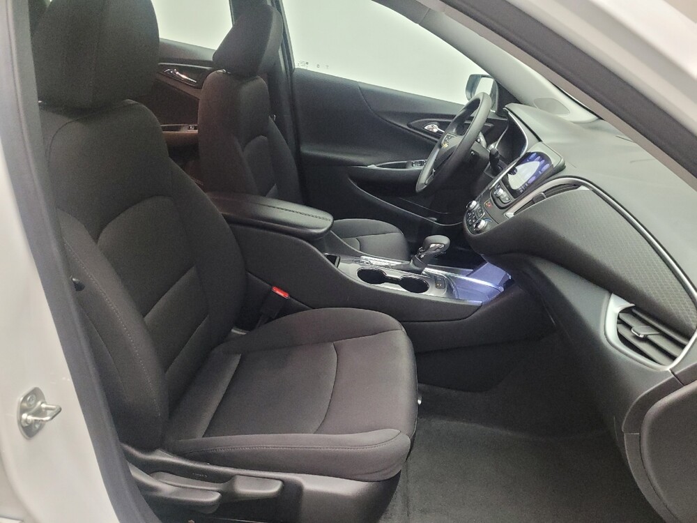 2024 Chevrolet Malibu in Downey, CA 90241 - 18102257 21