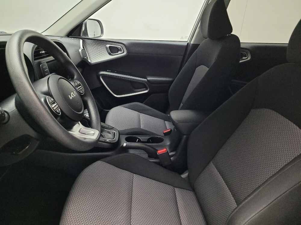 2024 Kia Soul in Downey, CA 90241 - 18102259 17