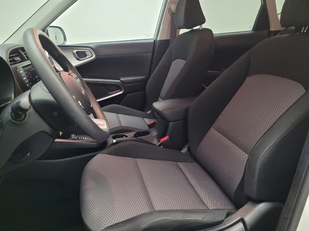 2024 Kia Soul in Montclair, CA 91763 - 18102262 17