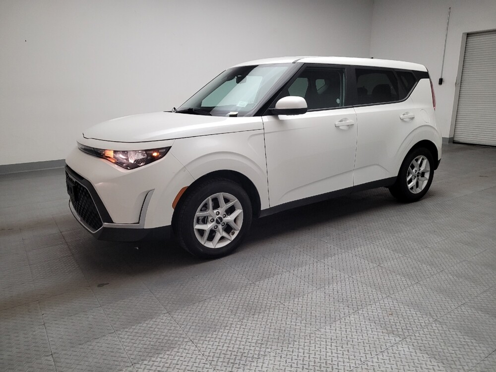 2024 Kia Soul in Montclair, CA 91763 - 18102262 2