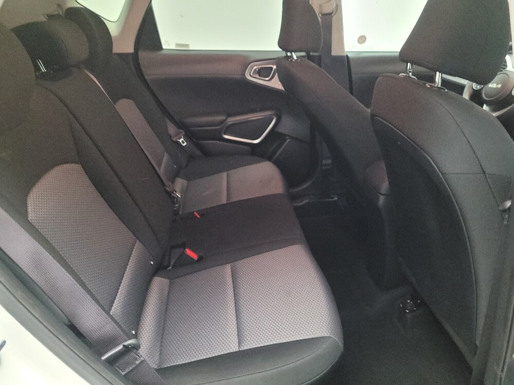 2024 Kia Soul in Montclair, CA 91763 - 18102262 19