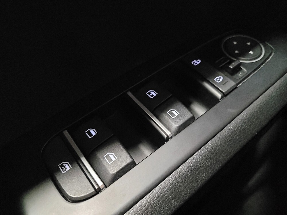 2024 Kia Soul in Montclair, CA 91763 - 18102262 27