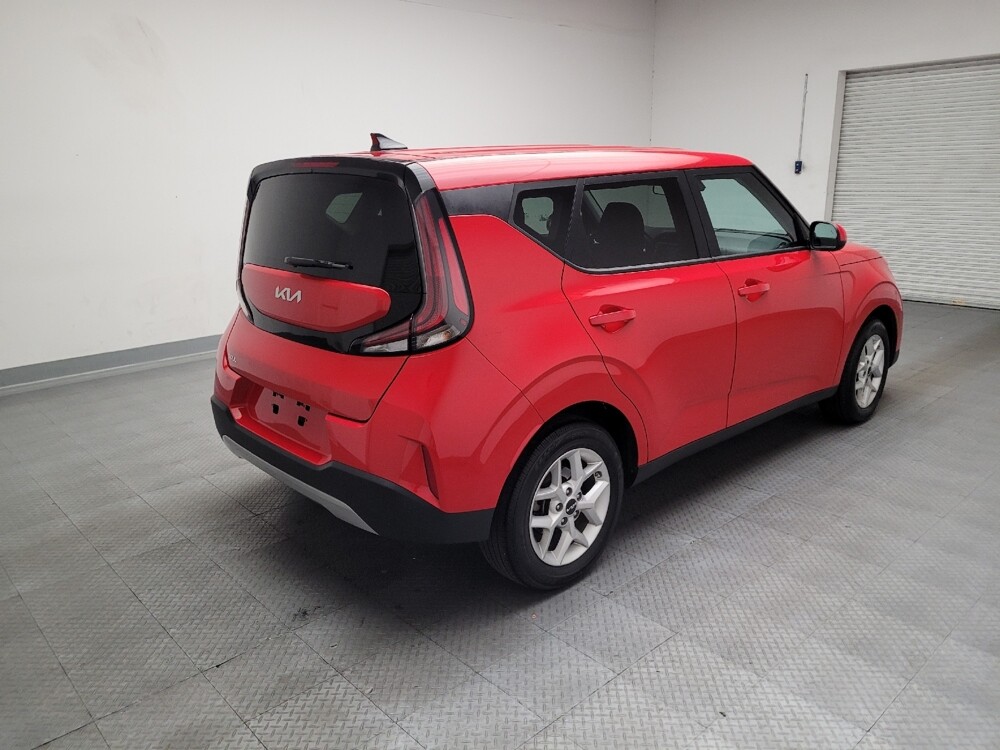2024 Kia Soul in Downey, CA 90241 - 18102268 9