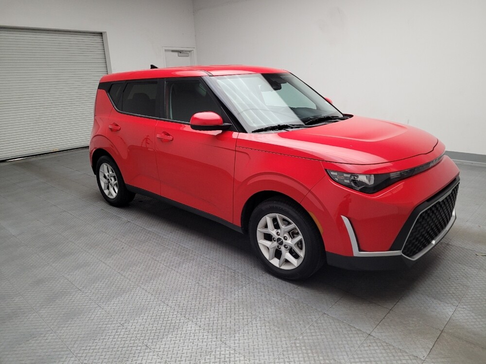 2024 Kia Soul in Downey, CA 90241 - 18102268 13