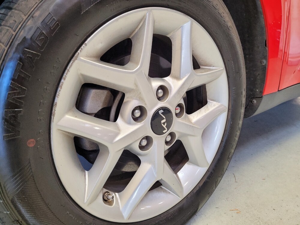 2024 Kia Soul in Downey, CA 90241 - 18102268 31