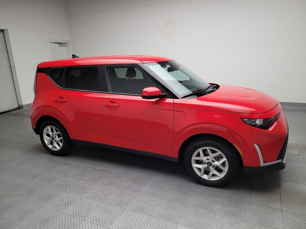 2024 Kia Soul in Downey, CA 90241 - 18102268 11