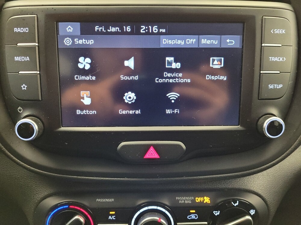 2024 Kia Soul in Downey, CA 90241 - 18102268 25