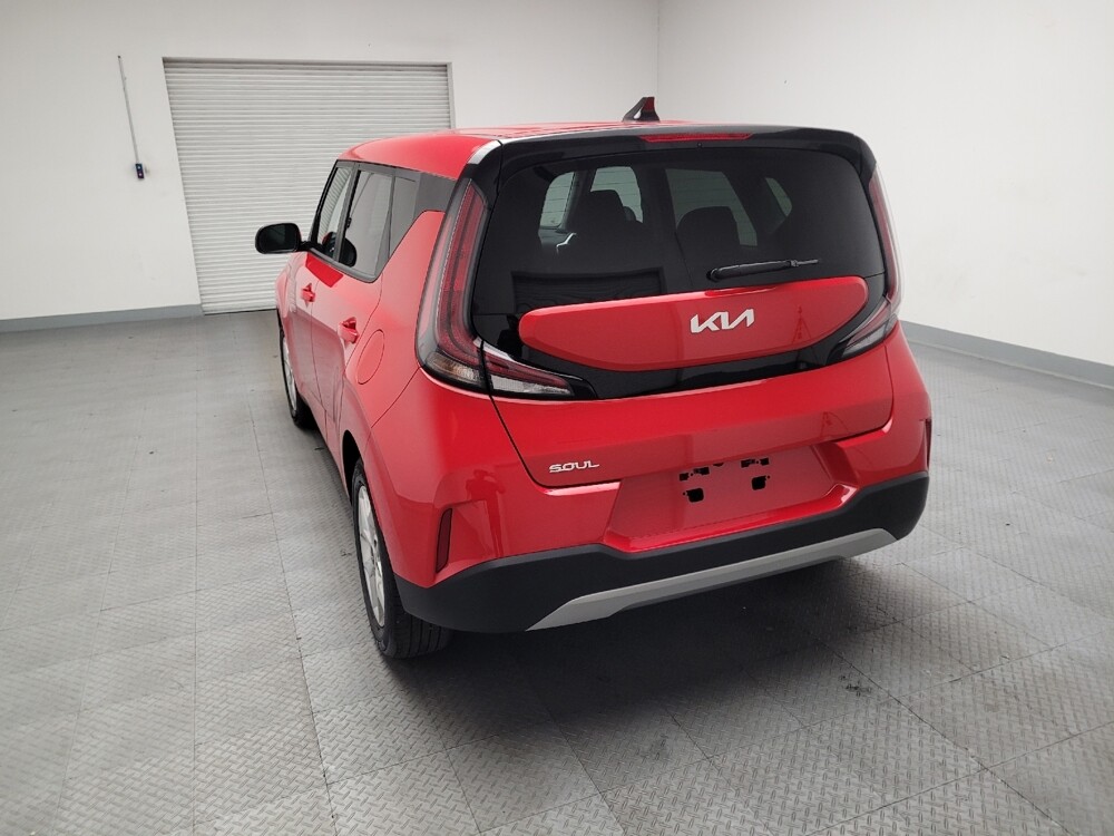 2024 Kia Soul in Downey, CA 90241 - 18102268 6