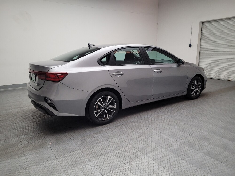 2023 Kia Forte in Torrance, CA 90504 - 18102270 10