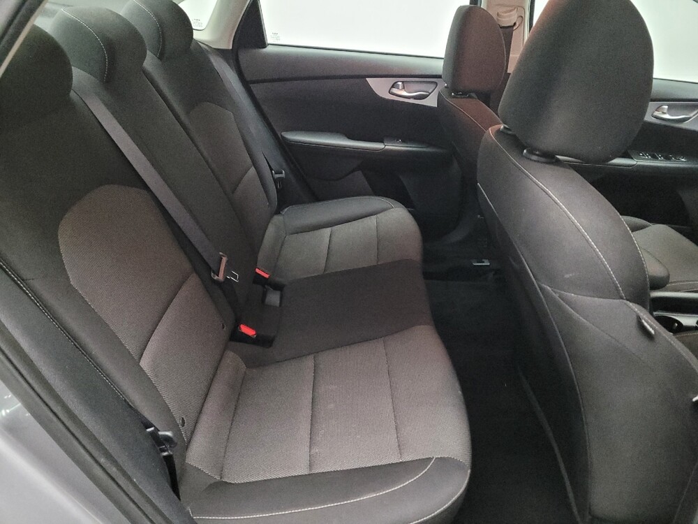 2023 Kia Forte in Torrance, CA 90504 - 18102270 19