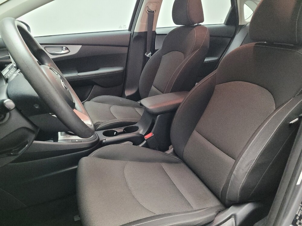 2023 Kia Forte in Torrance, CA 90504 - 18102270 17