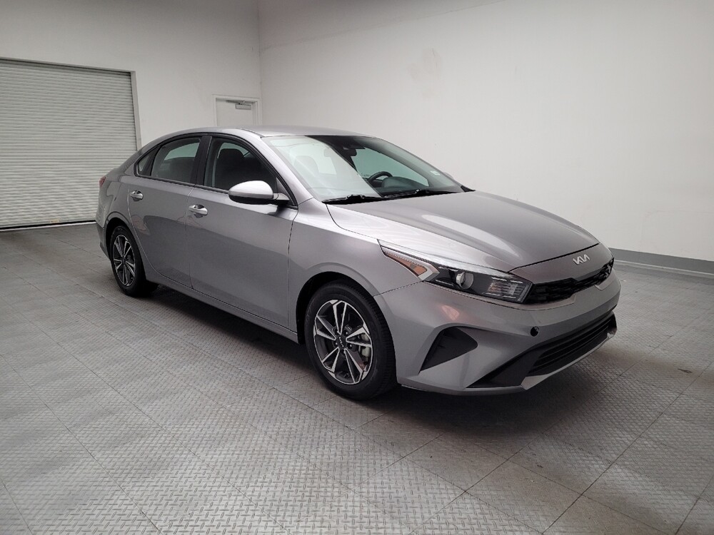 2023 Kia Forte in Torrance, CA 90504 - 18102270 13
