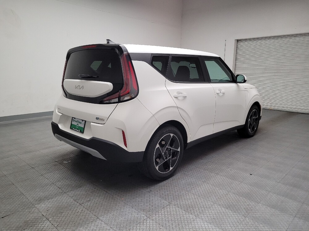 2023 Kia Soul in Riverside, CA 92504 - 18102271 9