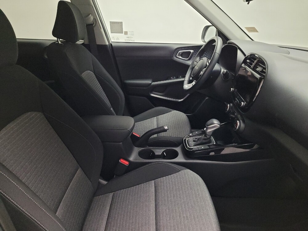 2023 Kia Soul in Riverside, CA 92504 - 18102271 21