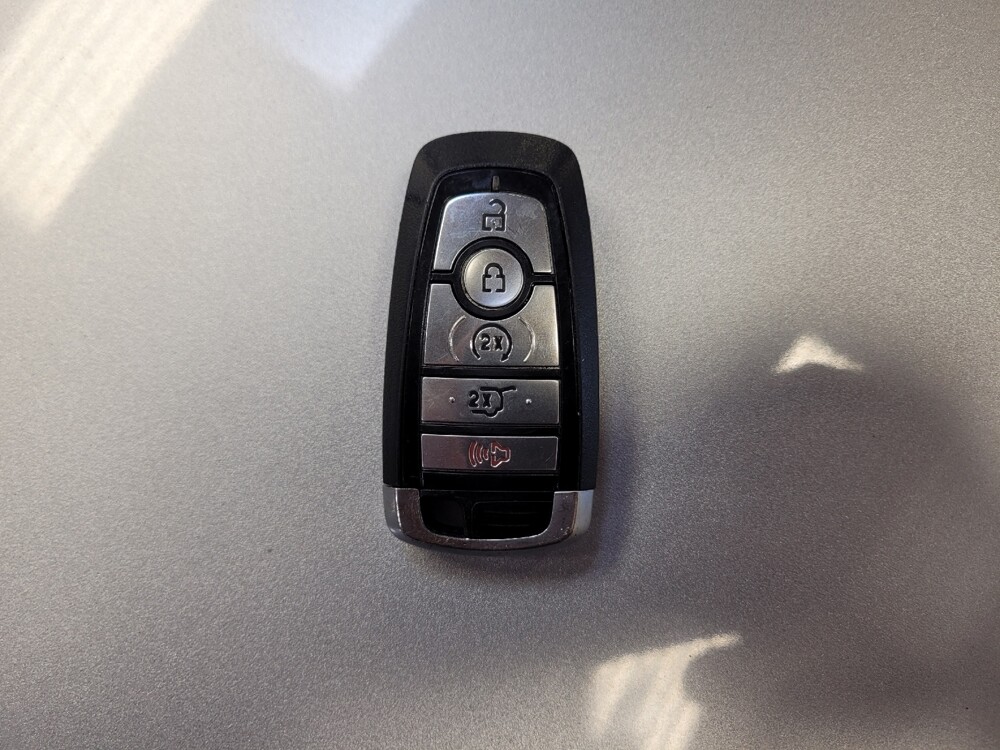 2023 Ford Mustang in Torrance, CA 90504 - 18102278 32