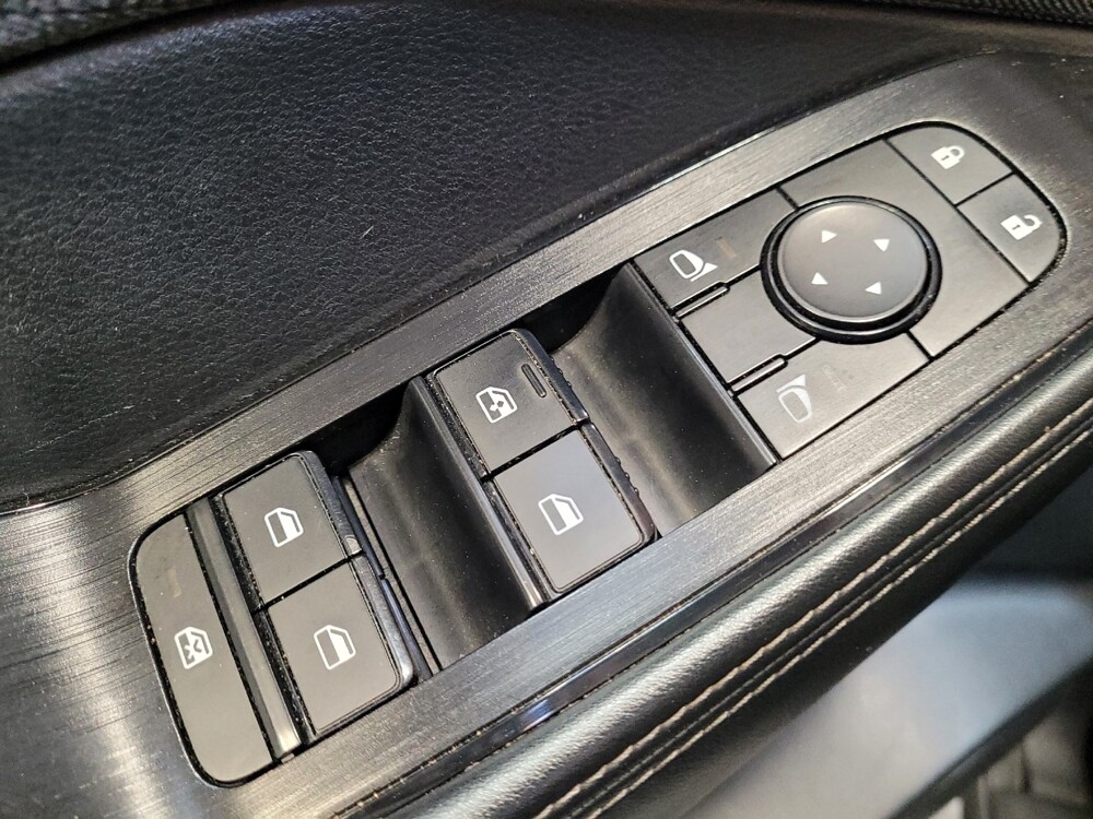 2023 Nissan Rogue in Downey, CA 90241 - 18102282 27