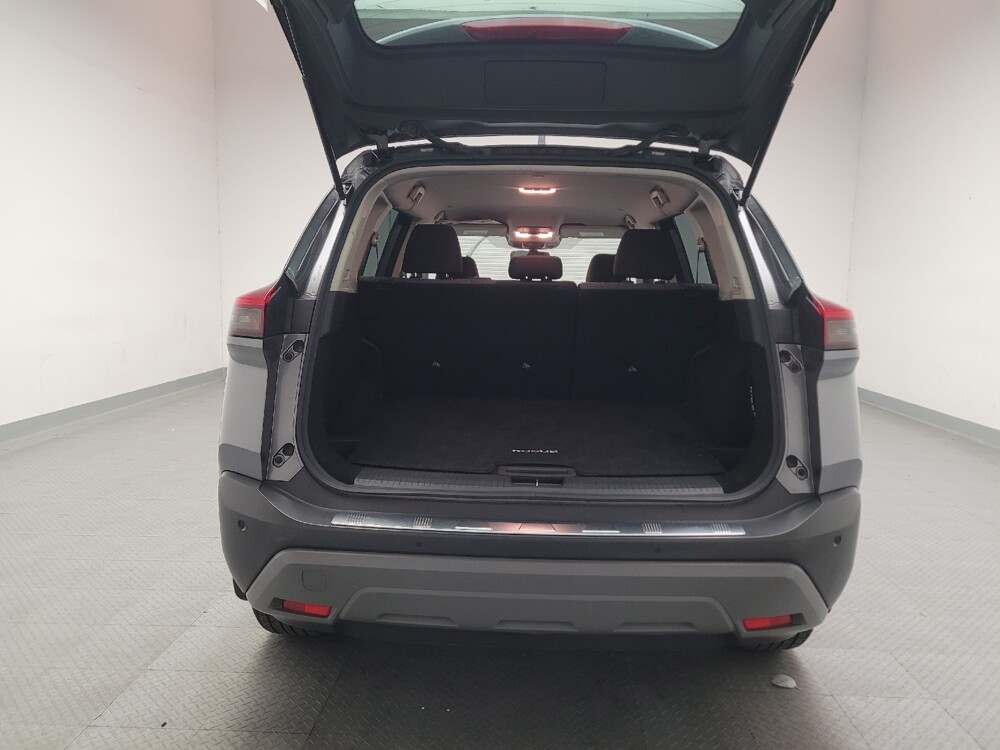 2023 Nissan Rogue in Downey, CA 90241 - 18102282 29