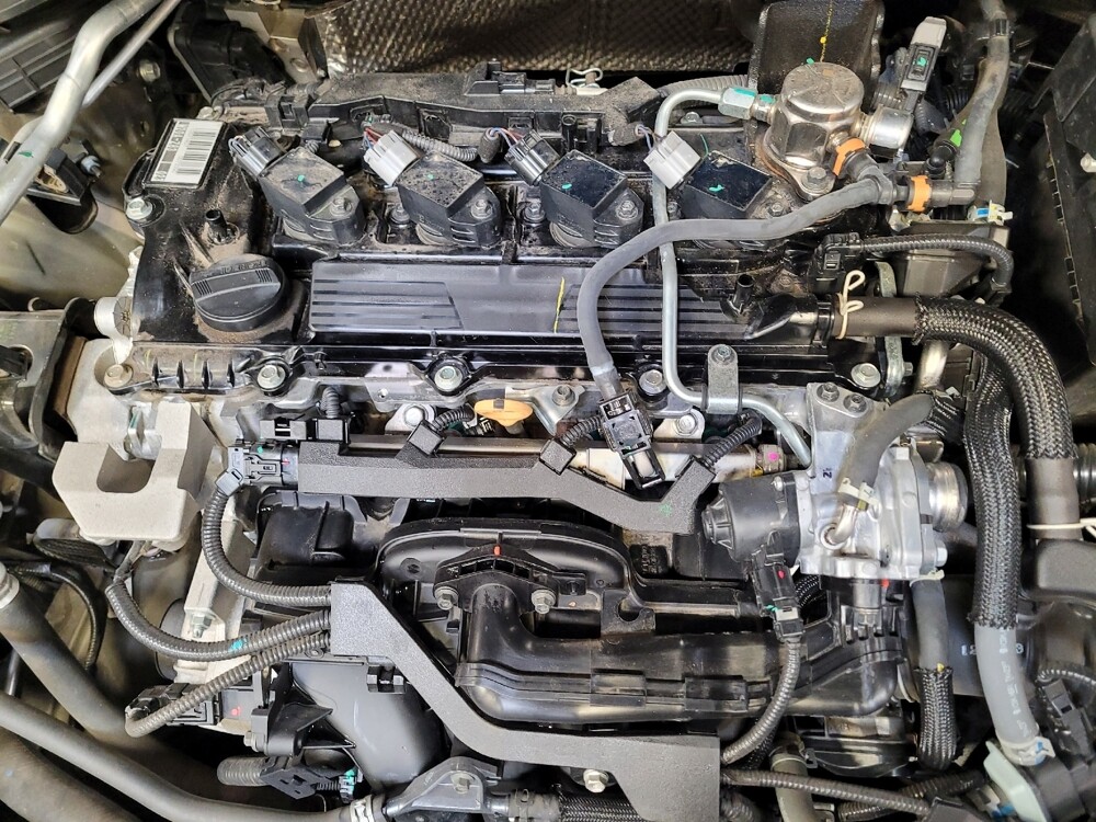 2024 Toyota Corolla in Downey, CA 90241 - 18102286 30