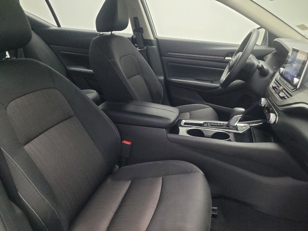 2024 Nissan Altima in Birmingham, AL 35215 - 18102293 21