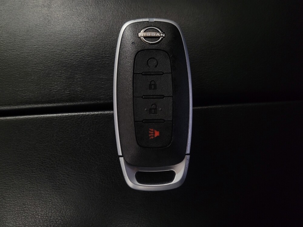 2023 Nissan Rogue in Duluth, GA 30096 - 18102304 32