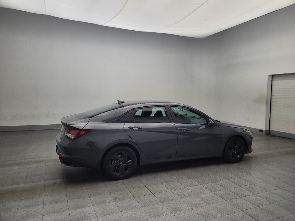 2023 Hyundai Elantra in Conyers, GA 30094 - 18102309 10