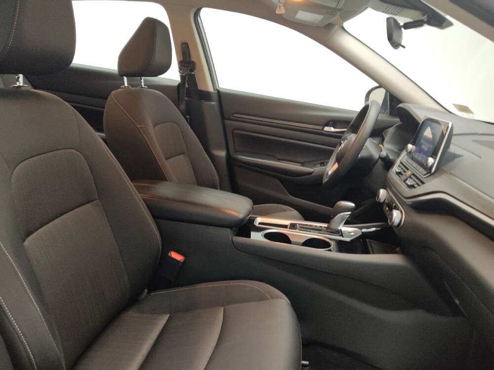 2024 Nissan Altima in Conyers, GA 30094 - 18102312 21