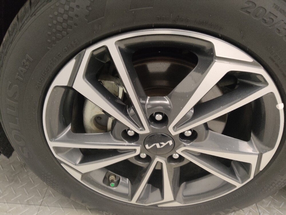 2024 Kia Forte in Conyers, GA 30094 - 18102361 31