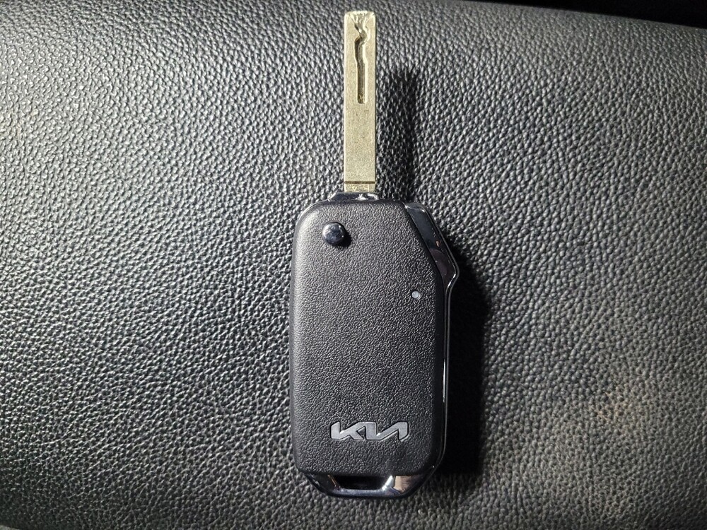 2024 Kia Forte in Conyers, GA 30094 - 18102361 32