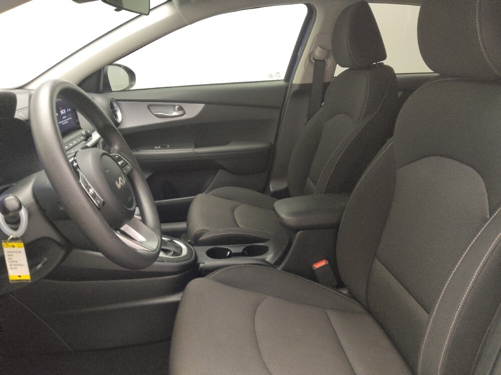 2024 Kia Forte in Conyers, GA 30094 - 18102361 17