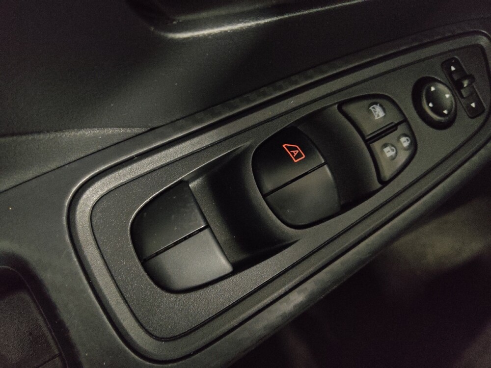 2023 Nissan Versa in Duluth, GA 30096 - 18102367 27