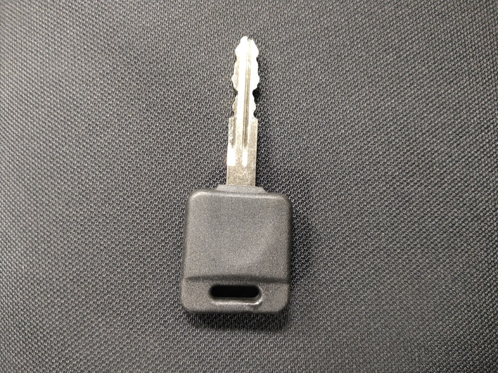 2023 Nissan Versa in Duluth, GA 30096 - 18102367 32