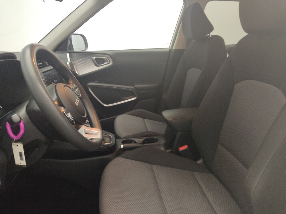 2023 Kia Soul in Macon, GA 31210 - 18102376 17