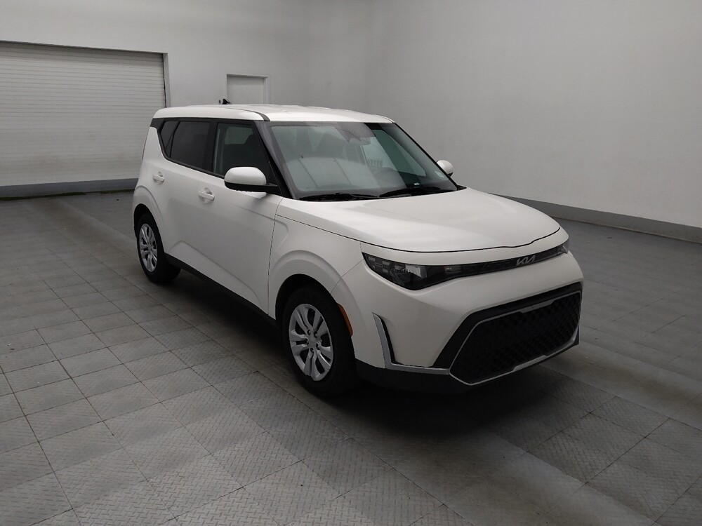 2023 Kia Soul in Macon, GA 31210 - 18102376 13